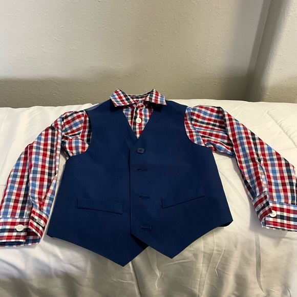 Nautica 3 Piece Suit - Picture 6 of 10